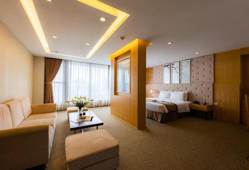Junior Suite, Riverside Hanoi