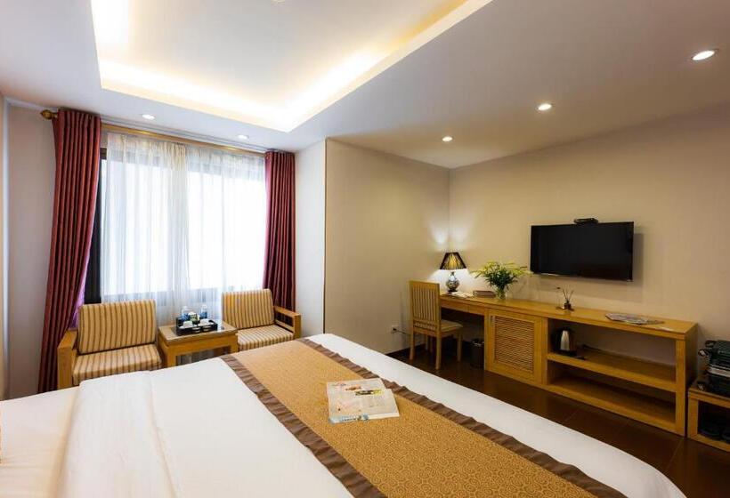 Superior Room, Riverside Hanoi