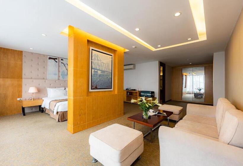 Junior Suite, Riverside Hanoi