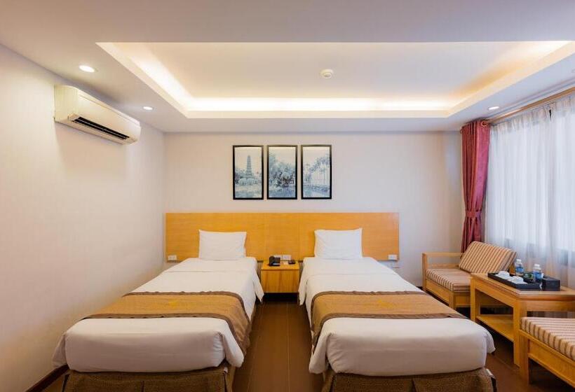 Superior Room, Riverside Hanoi