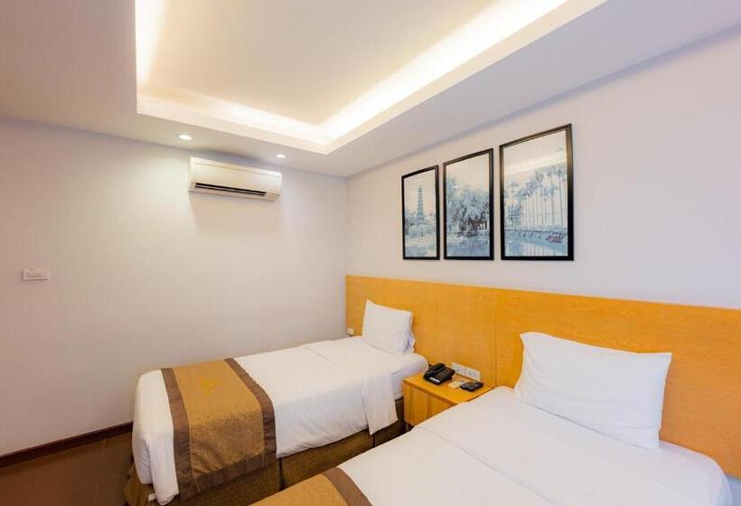 Deluxe Room, Riverside Hanoi