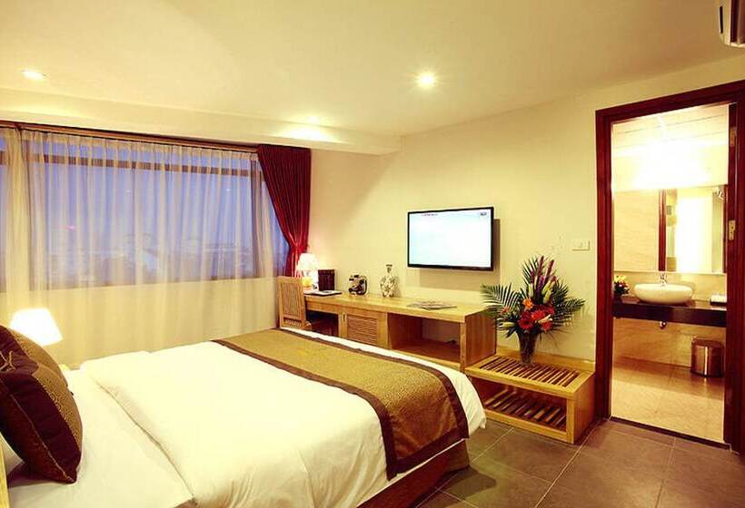 Junior Suite, Riverside Hanoi