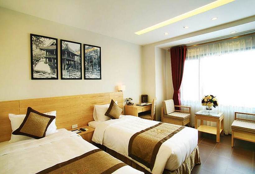 Superior Room, Riverside Hanoi