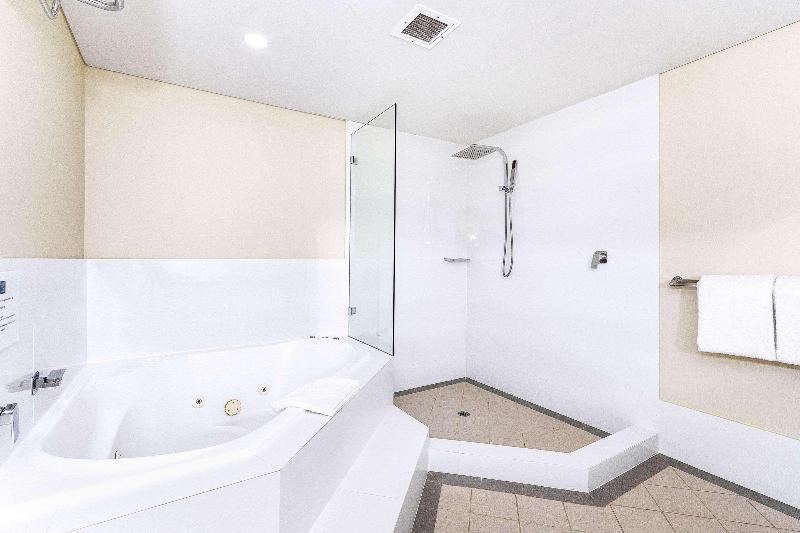 Superior Room, Riverside Hanoi