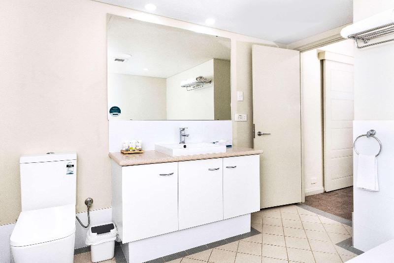 Superior Room, Riverside Hanoi