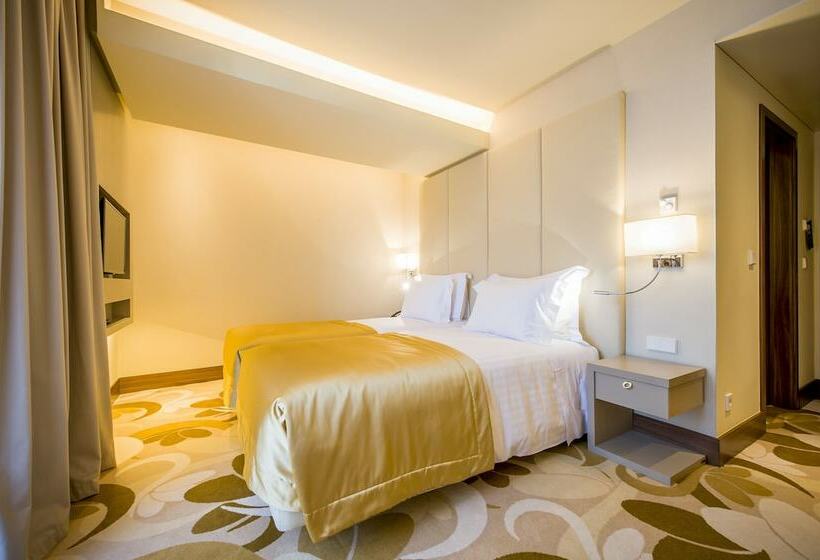 Номер Superior, Smy Lisboa