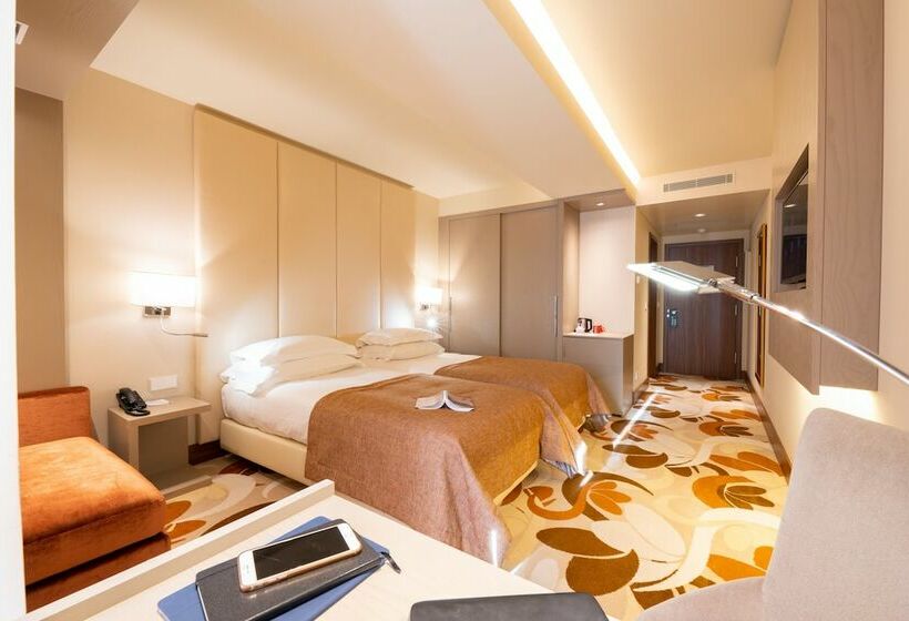 غرفة سوبيريور, Smy Lisboa