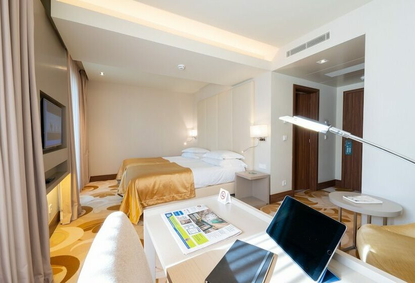 غرفة سوبيريور, Smy Lisboa