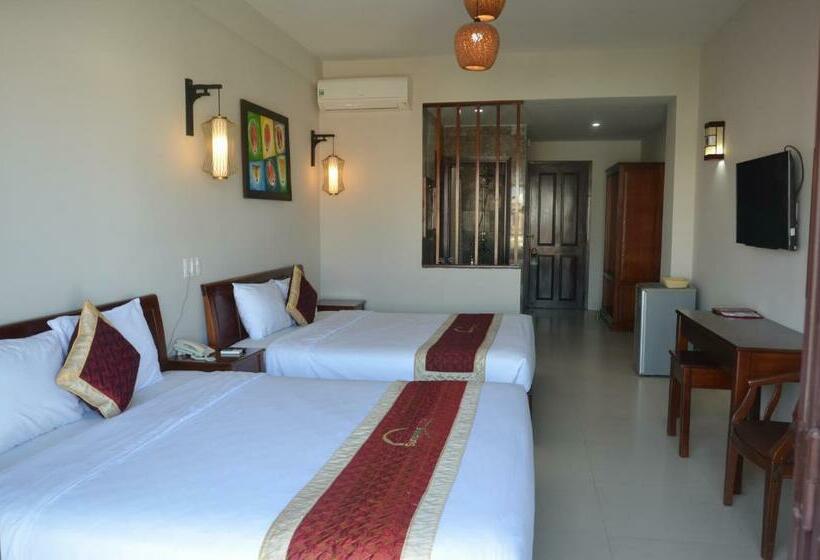 اتاق لوکس خانوادگی, Sunshine  Hoi An