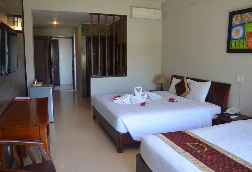 اتاق لوکس چهار تخته, Sunshine  Hoi An