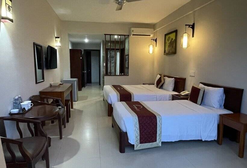 اتاق لوکس چهار تخته, Sunshine  Hoi An