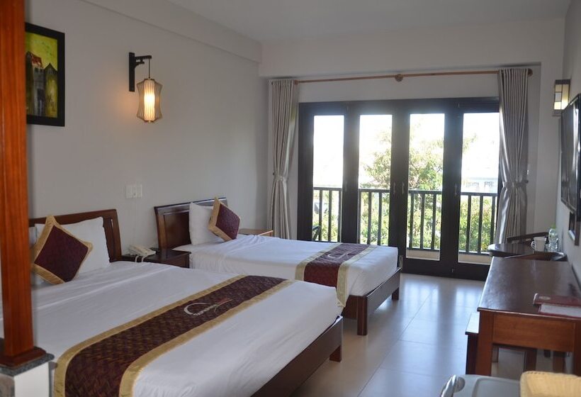 اتاق لوکس سه تخته, Sunshine  Hoi An