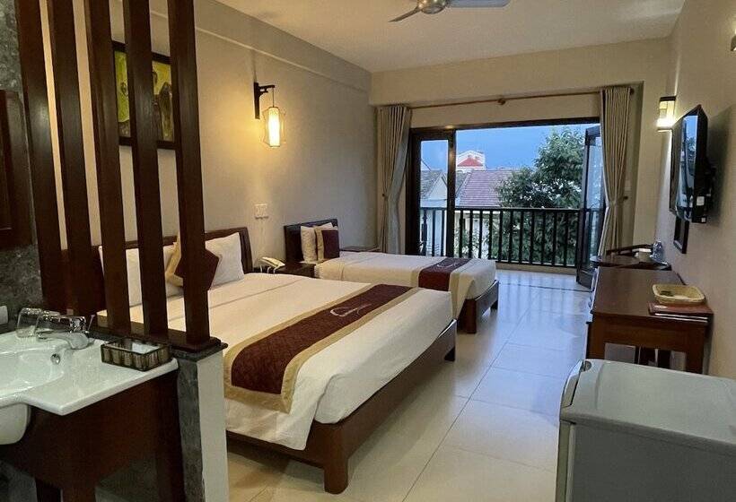اتاق استاندارد چهار تخته, Sunshine  Hoi An