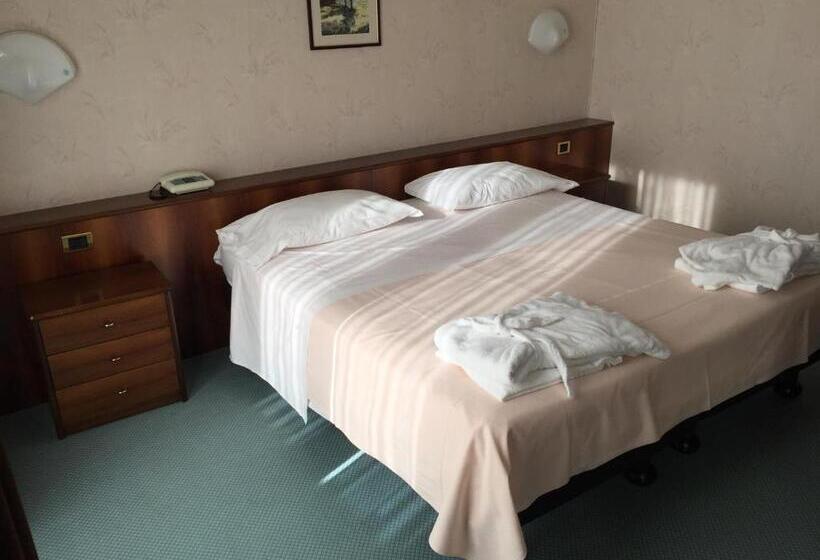 Семейный Номер, Terme Marconi