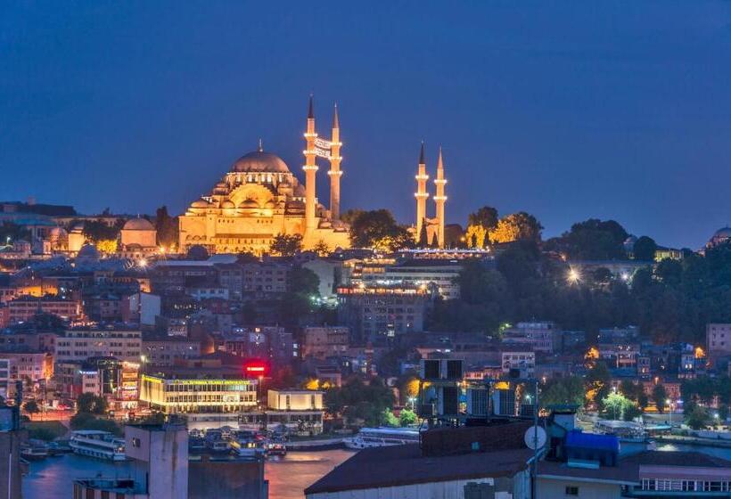 اتاق لوکس با چشم‌انداز دریا, Galatower