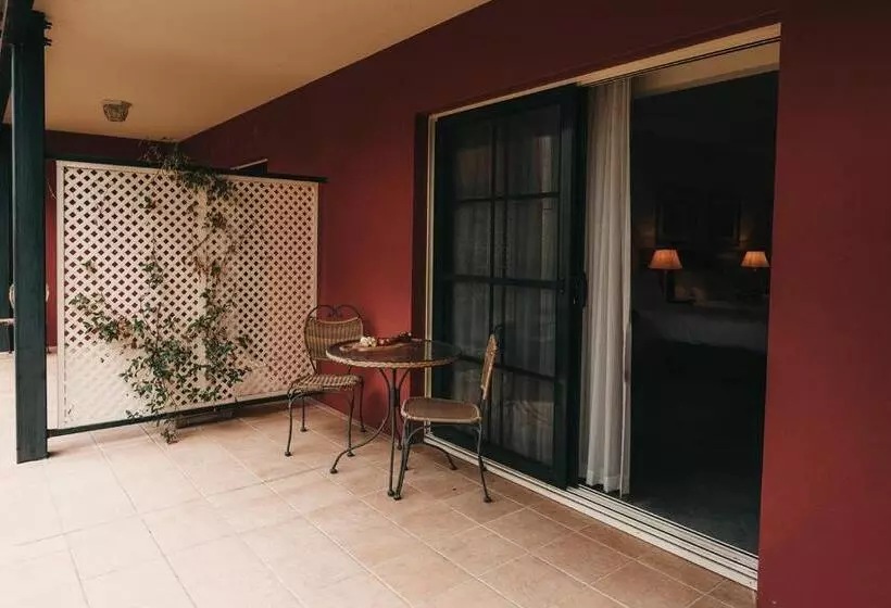 エクゼクティブルーム, The Lawson Riverside Suites