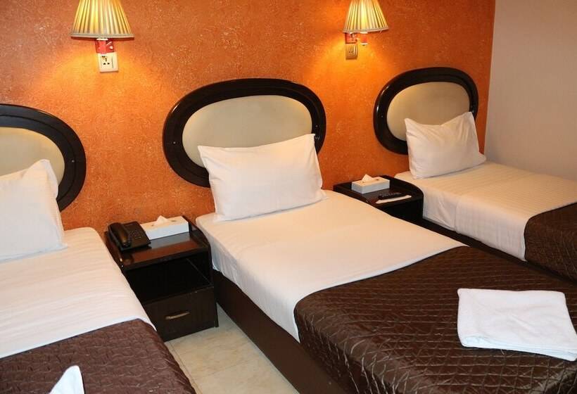 标准三人间, Mount Sina Hotel By Aura