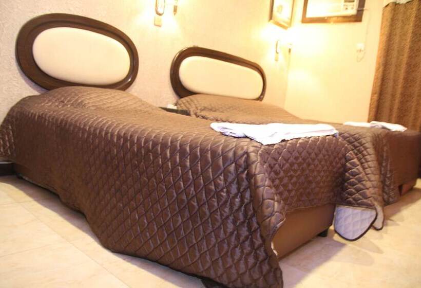 家庭间, Mount Sina Hotel By Aura