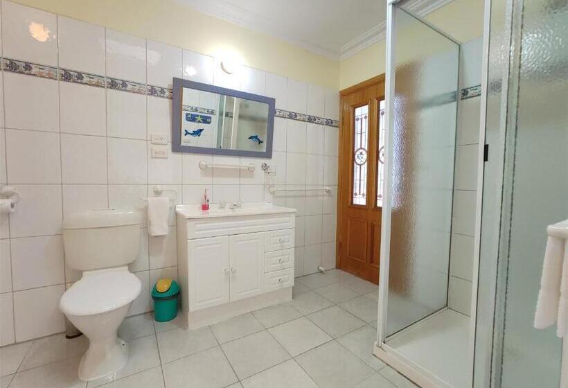 ファミリールーム, Angela S Beach Stays