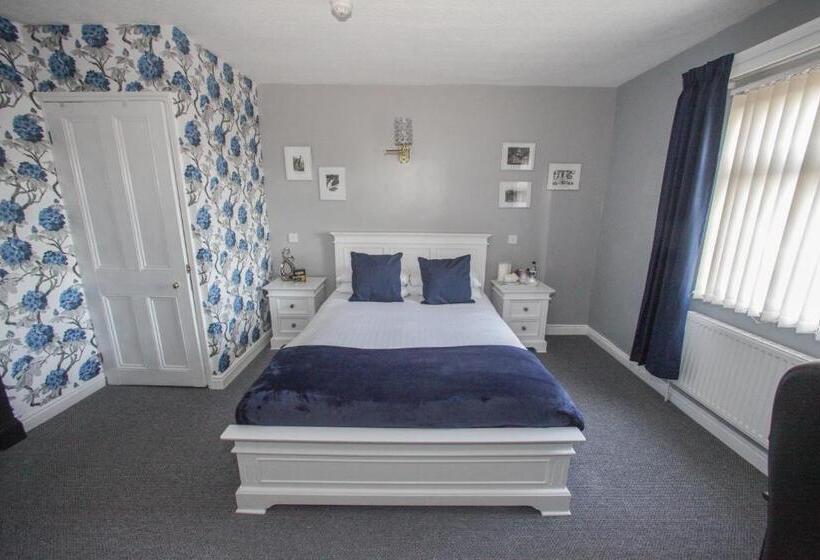 Номер Стандарт, Tower House Executive Guest House