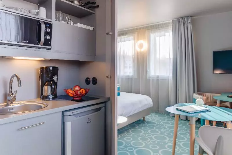 スタンダードスタジオ, Appart City Collection Paris Vélizy