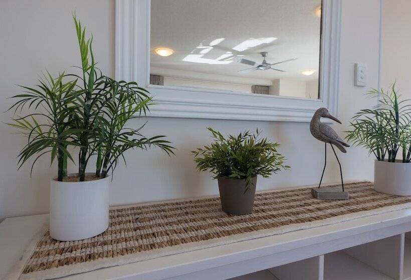 شقة 3 غرف مطلة على البحر, Atlantis Marcoola