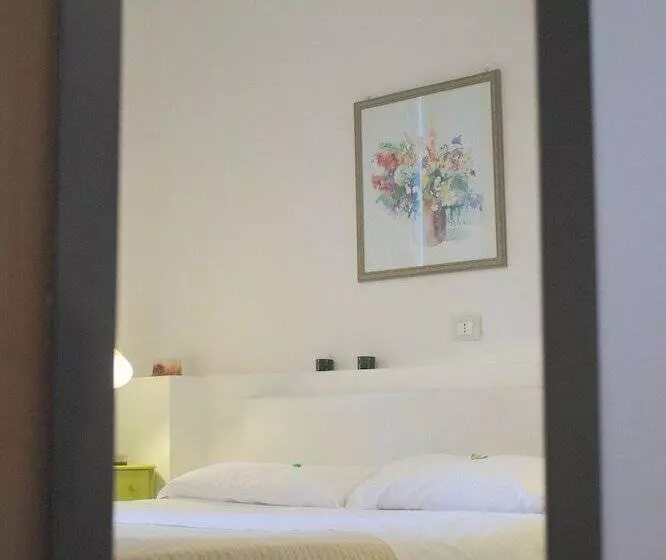 اتاق استاندارد سه نفره, B&b Magnolia