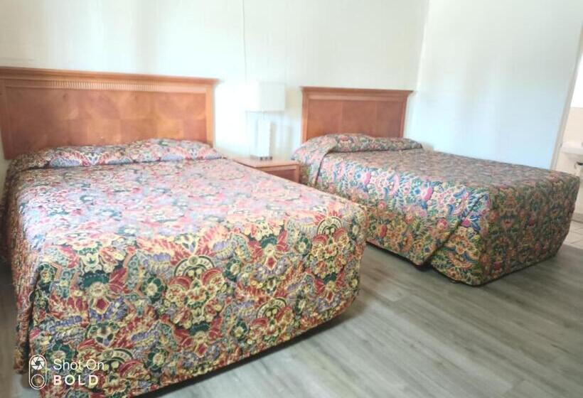 经济房, Border Motel