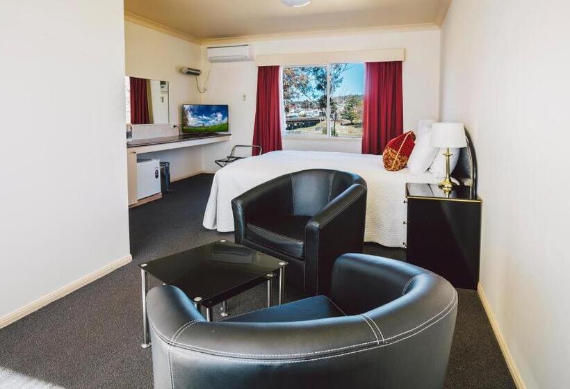 デラックスルーム, Boulevard Motel