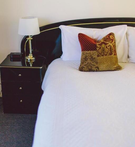 デラックスルーム, Boulevard Motel