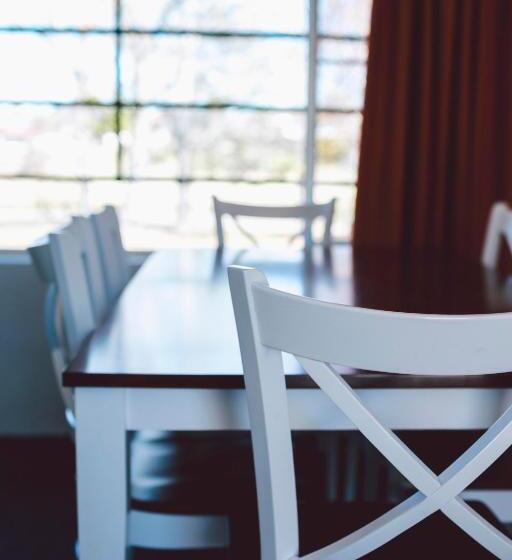 ガーデンビューファミリールーム, Boulevard Motel