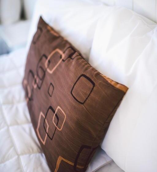 ガーデンビュースタンダードルーム, Boulevard Motel