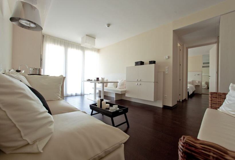 带2个卧室的高级公寓, Falkensteiner Residences Senia