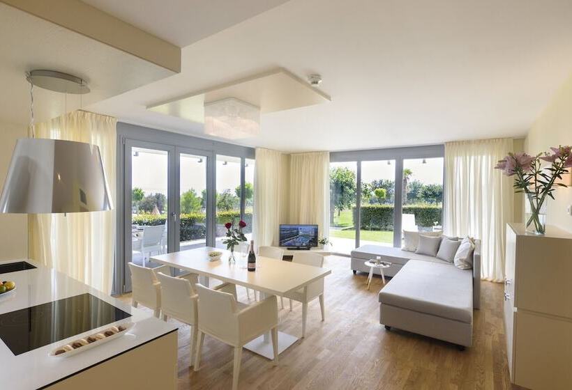 带海景及3个卧室的复式公寓, Falkensteiner Residences Senia