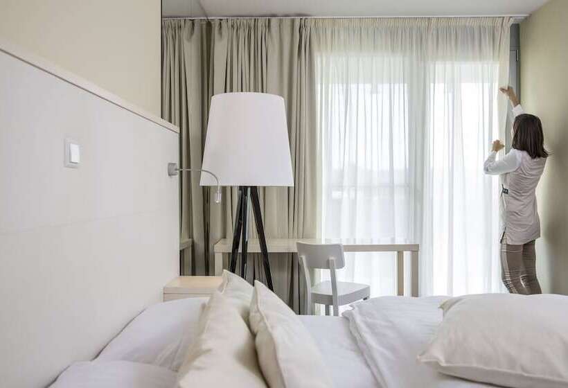 带海景及3个卧室的复式公寓, Falkensteiner Residences Senia