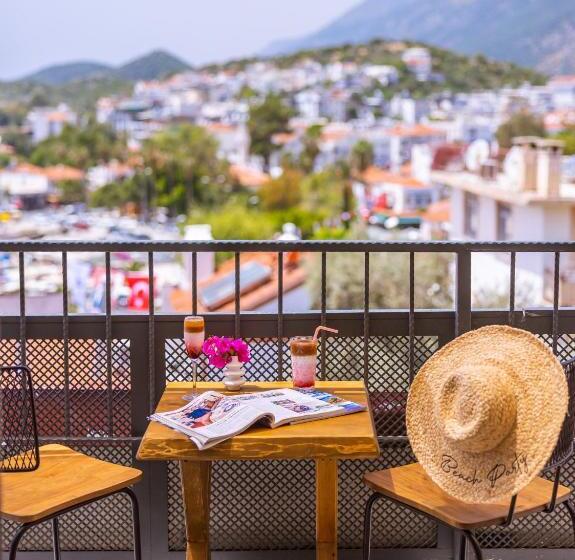 סוויטת אקזקיוטיב נוף לים, Cinar