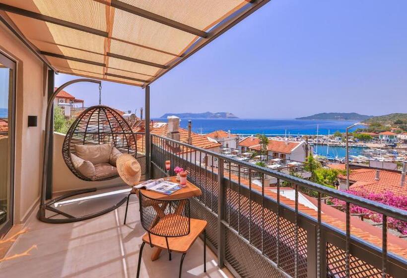 סוויטת אקזקיוטיב נוף לים, Cinar