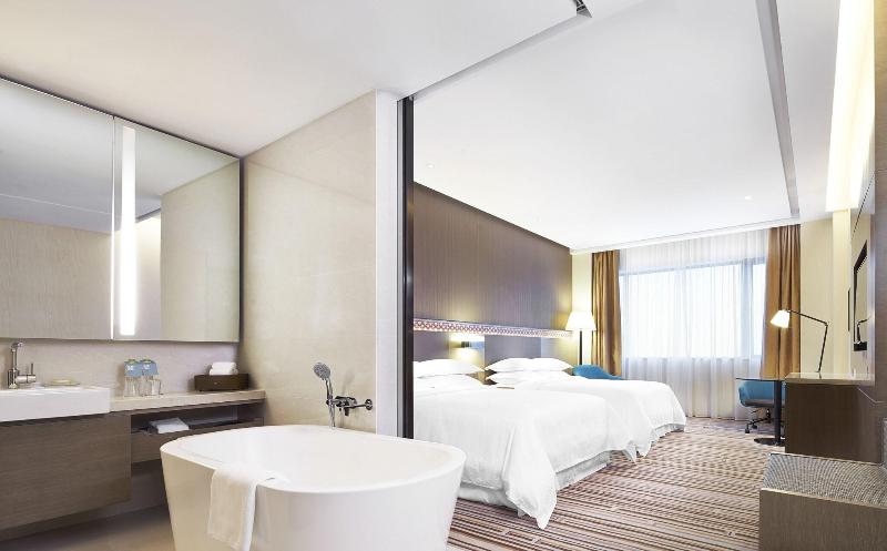 Quarto Estandar, Four Points By Sheraton Guilin, Lingui