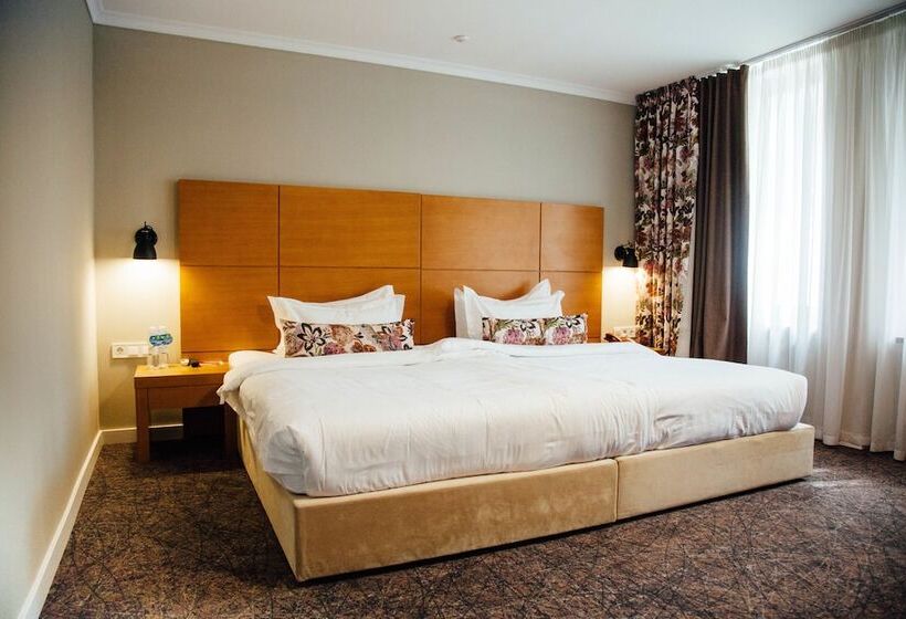 חדר ביזנס, Grand Admiral Resort & Spa