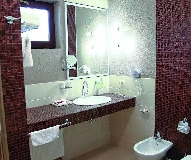 سوییت, Grand Admiral Resort & Spa