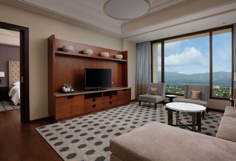 سوییت, Hilton Dushanbe