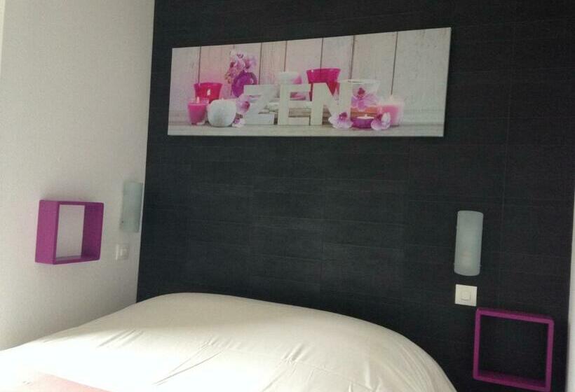 اتاق استاندارد, Hôtel M&r