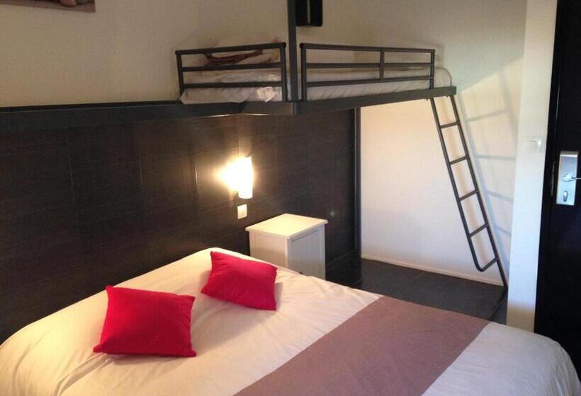 اتاق استاندارد سه نفره, Hôtel M&r