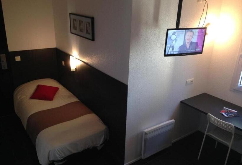 四人标准间, Hôtel M&r