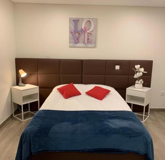 高级大房间, Hôtel M&r