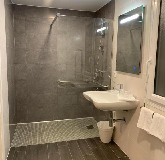 اتاق استاندارد با تخت بزرگ, Hôtel M&r
