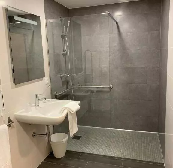 キングサイズベッドのスタンダードルーム, Hôtel M&r