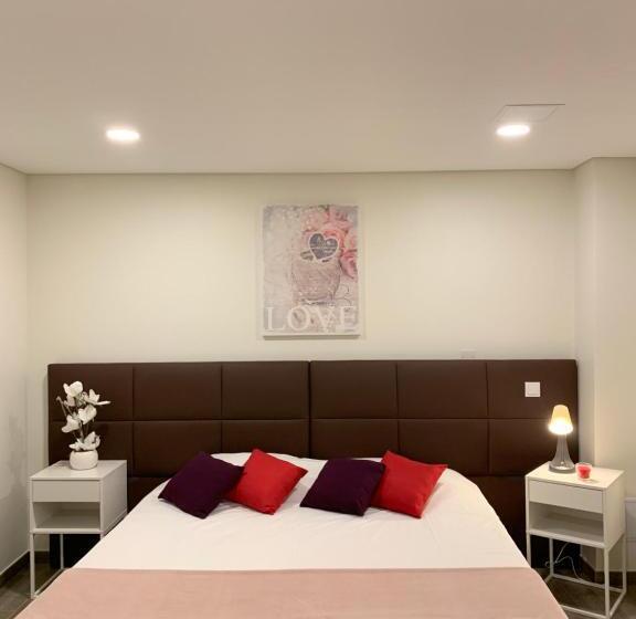 带大床的标准间, Hôtel M&r