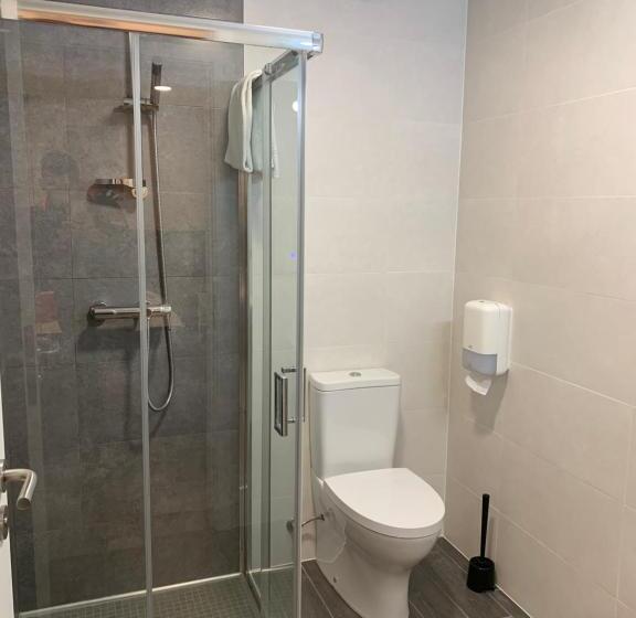 带大床的标准间, Hôtel M&r