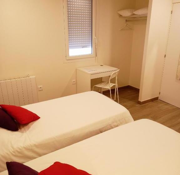 高级大房间, Hôtel M&r